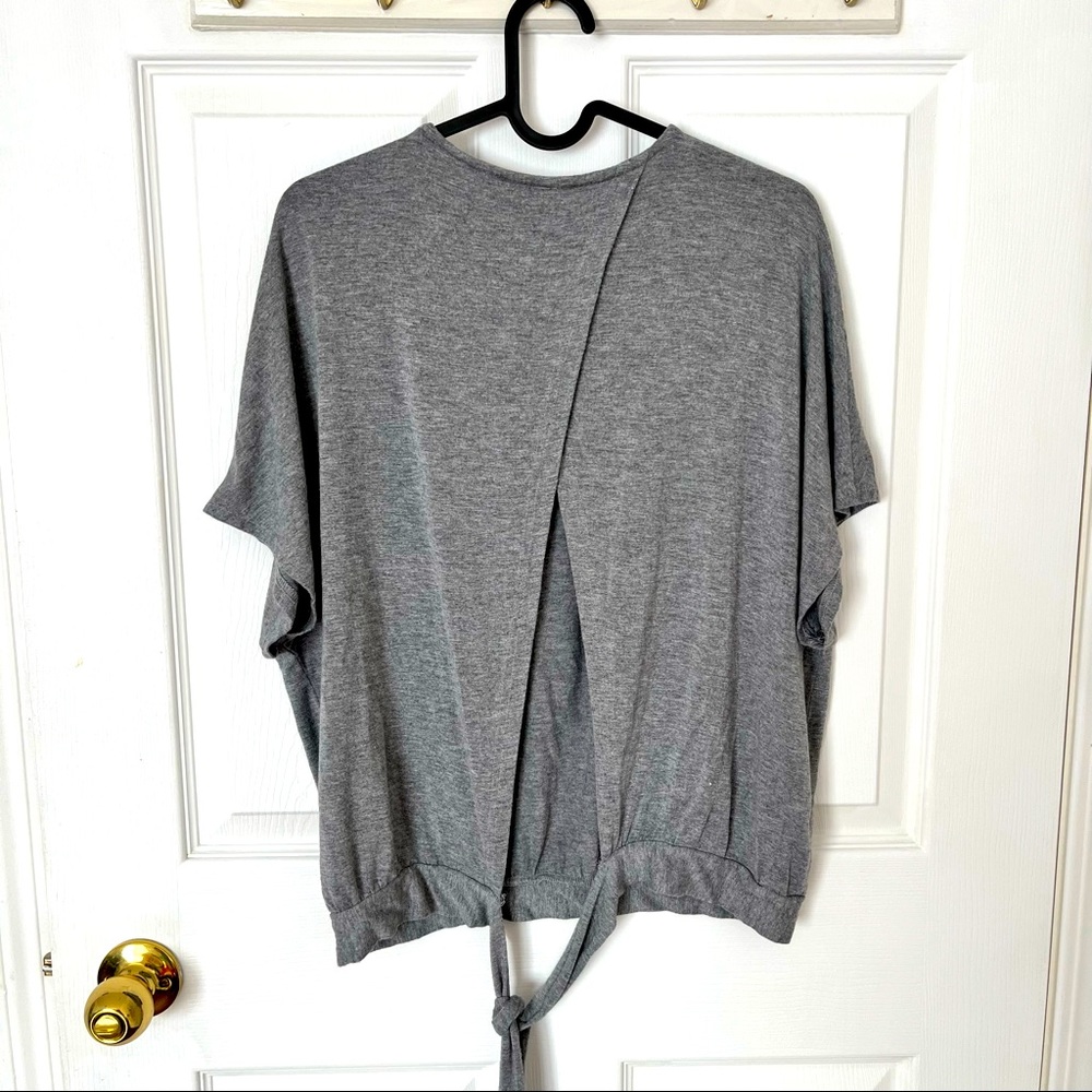 Befree top for women, open back, crew neck, size M.